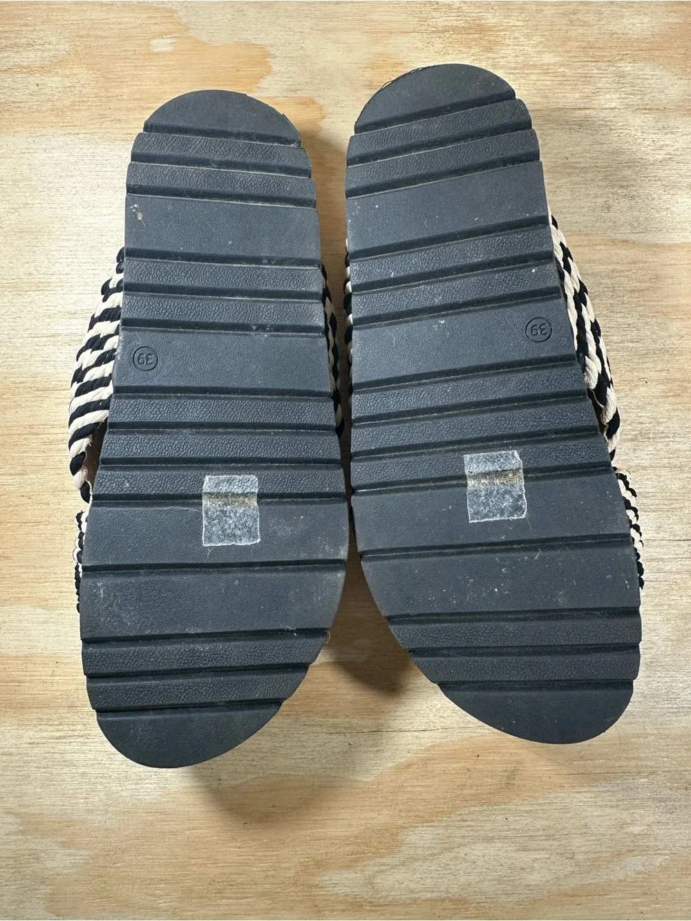 Salt + Umber casual salt